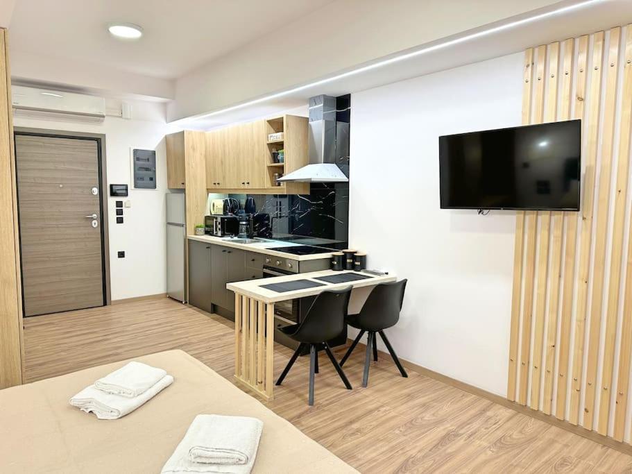 Oasis Luxury Apartments Erétria Exteriör bild